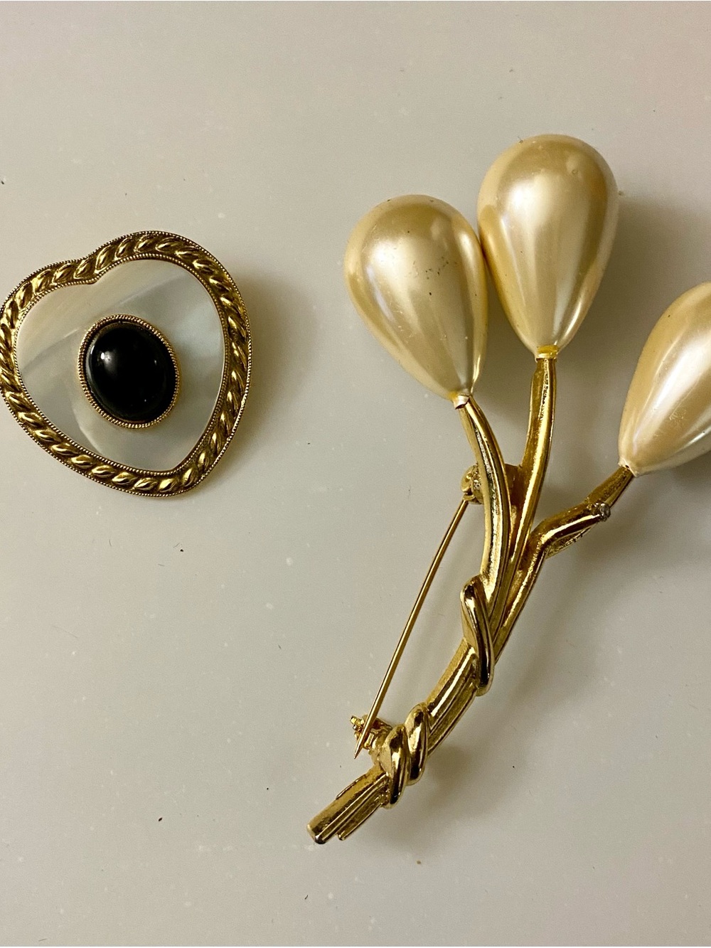 Gold-Tone Pearl Floral Spray Brooch - and Gold-Tone Heart Elegant Women Jewelry